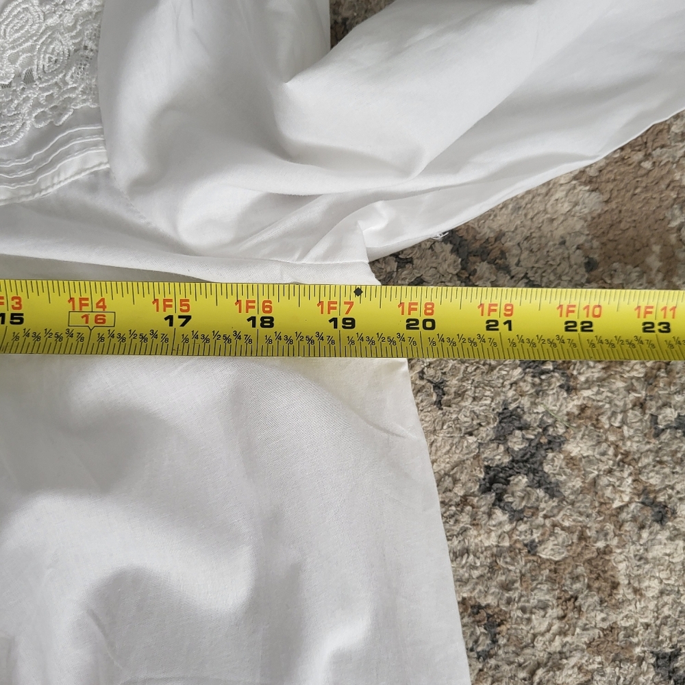 Eileen West XS Long White Long Sleeve Cotton Nightgown Pockets Cottagecore New - Picture 9 of 12